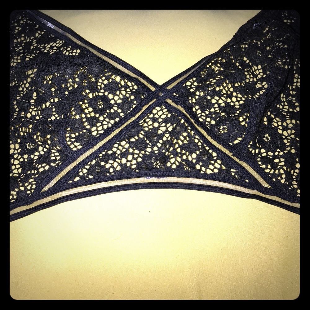 Victoria’s Secret. Very Sexy. Black lace Medium